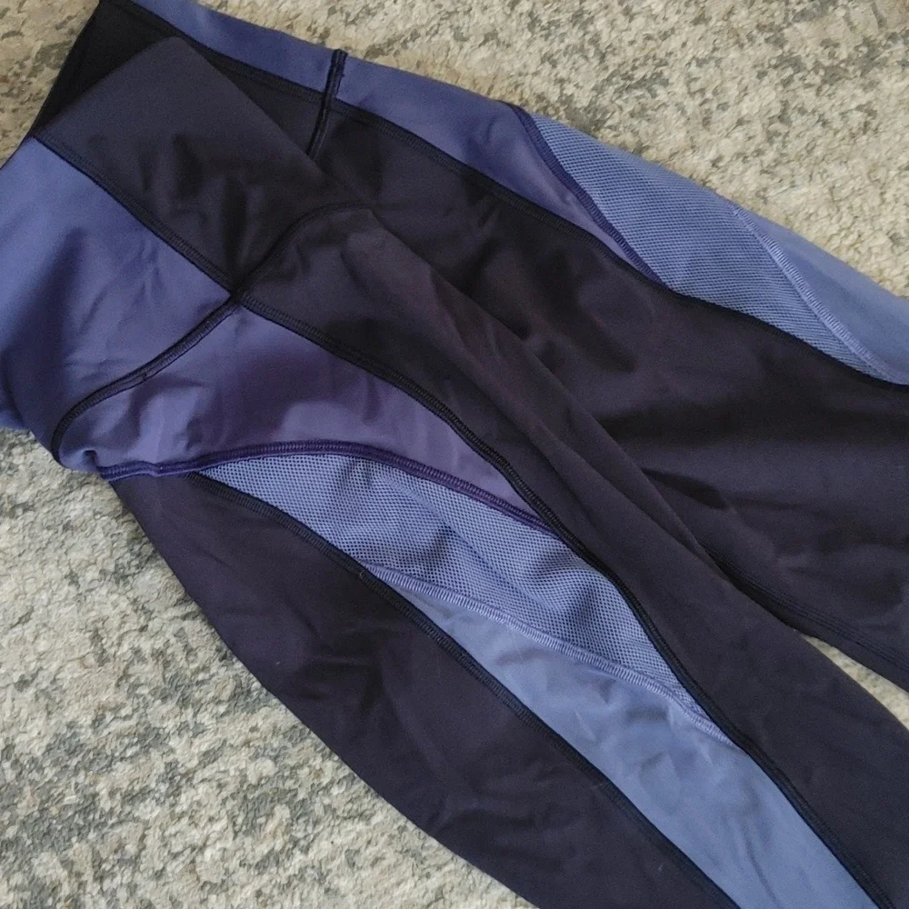 🔥🔥LULULEMON Color me Ombre Crop 21" 6 Blue - Picture 9 of 12